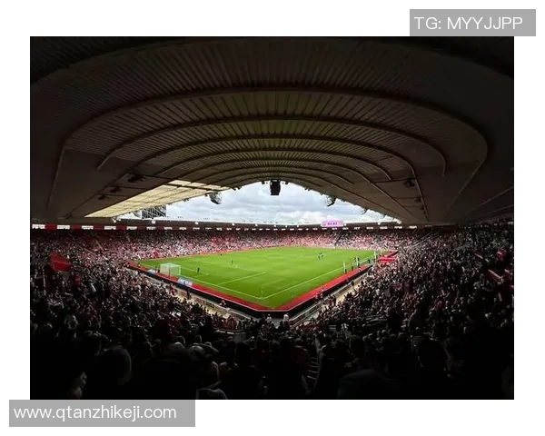 探索天津足球场的魅力与历史体验城市文化与体育激情的完美结合 探索天津足球场的魅力与历史体验城市文化与体育激情的完美结合